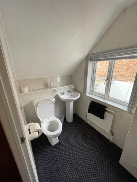 The White Hart Inn Twickenham Bagian luar foto