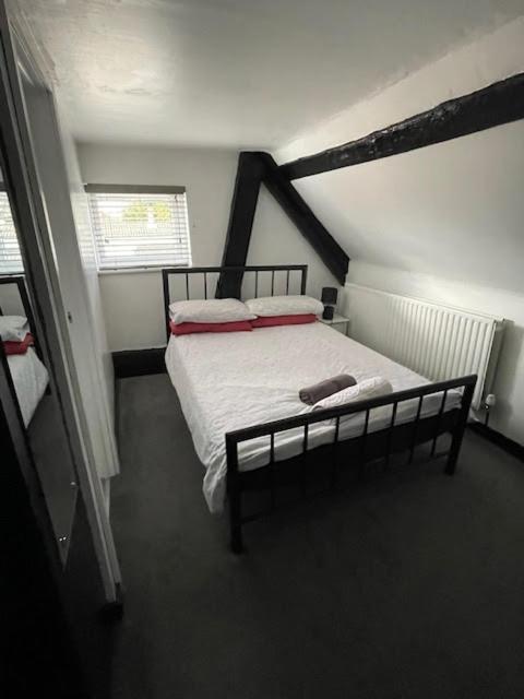 The White Hart Inn Twickenham Ruang foto